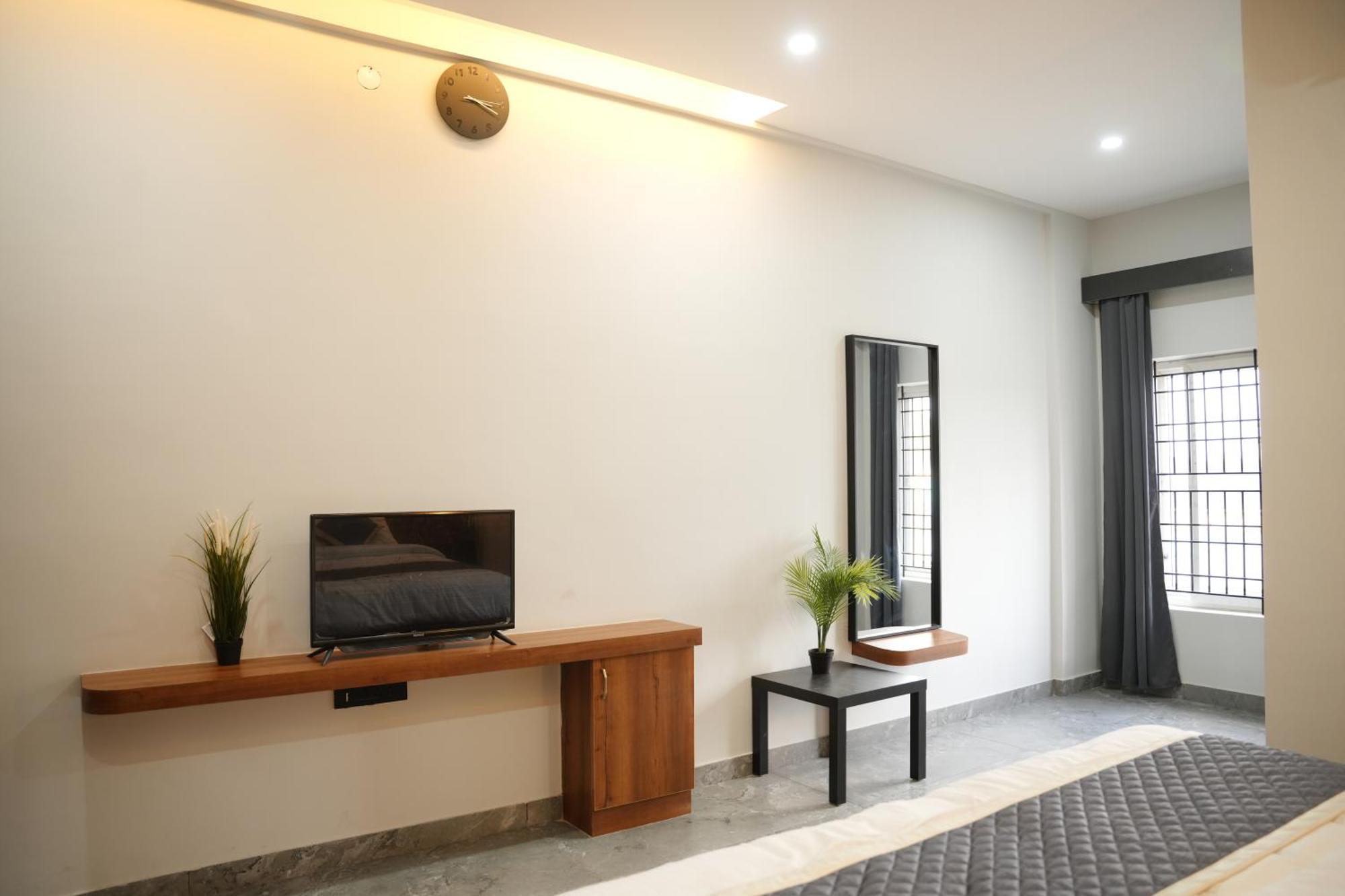 Hotel Sarvam Residency Sagar  Esterno foto
